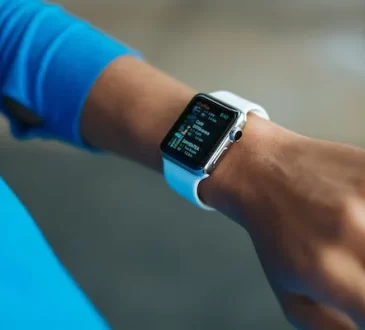 Best Fitness Trackers - Stay Fit with Top Wearables in 2024!