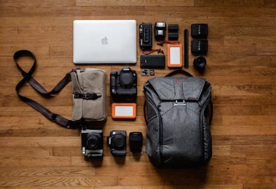 Best Portable Gadgets: 6 Seamless Tools for Travelers!