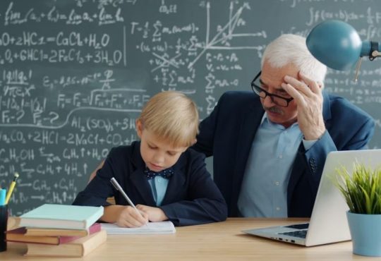 Revolutionary AI Tutor Gadgets Changing How We Learn in 2025