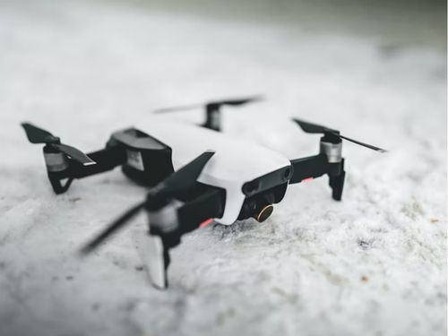 Best Compact Drones 2025 for Breathtaking Images