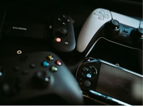 Powerful Multi-Device Game Controllers for Modern Gamers