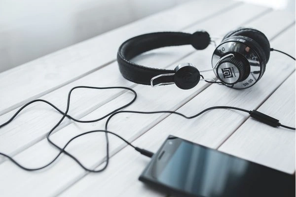 Music Gadgets Celebrities Swear Transform Their Art